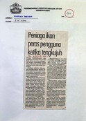 Peniaga Ikan Peras Pengguna Ketika Tengkujuh (06/12/2003 - Harian Metro)